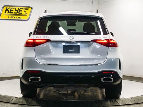 Used 2025 Mercedes-Benz GLE 450e 4MATIC image 3