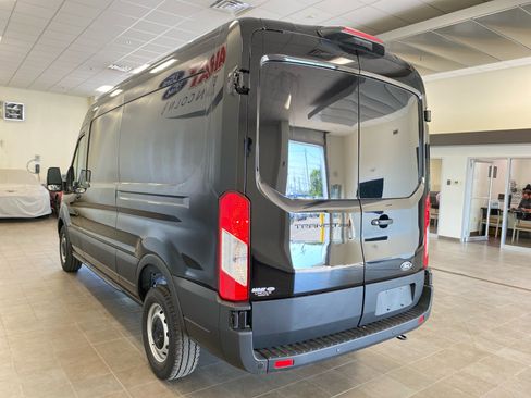 New 2026 Ford Transit 250 148 Medium Roof RWD image 5