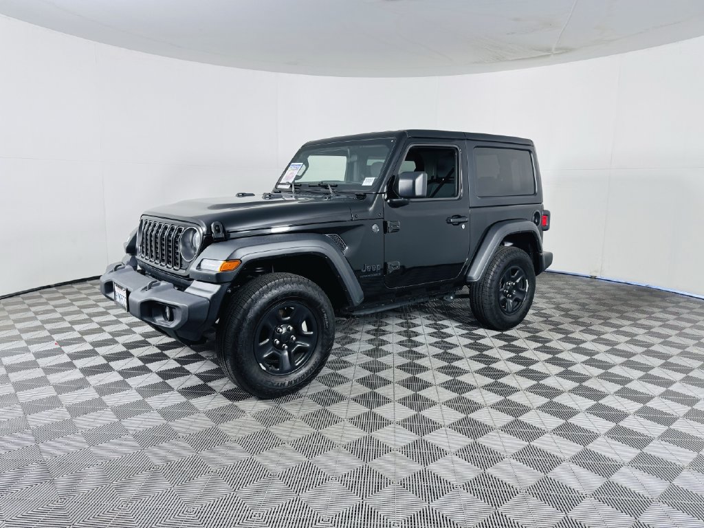 Used 2026 Jeep Wrangler Sport AWD/4WD image 4