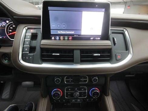 Used 2021 Chevrolet Tahoe High Country image 17