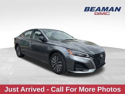 Used 2025 Nissan Altima 2.5 SV