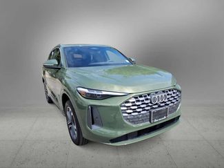 Certified 2025 Audi Q5 Premium w/ Premium Plus AWD/4WD video 2