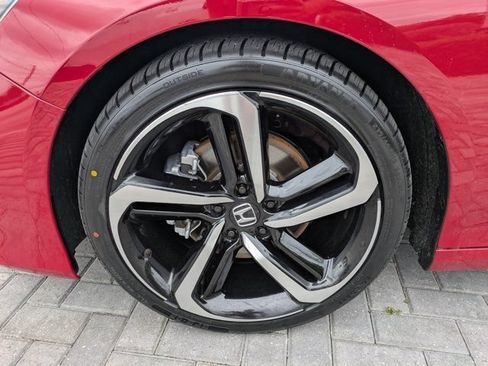Used 2021 Honda Accord Sport image 11