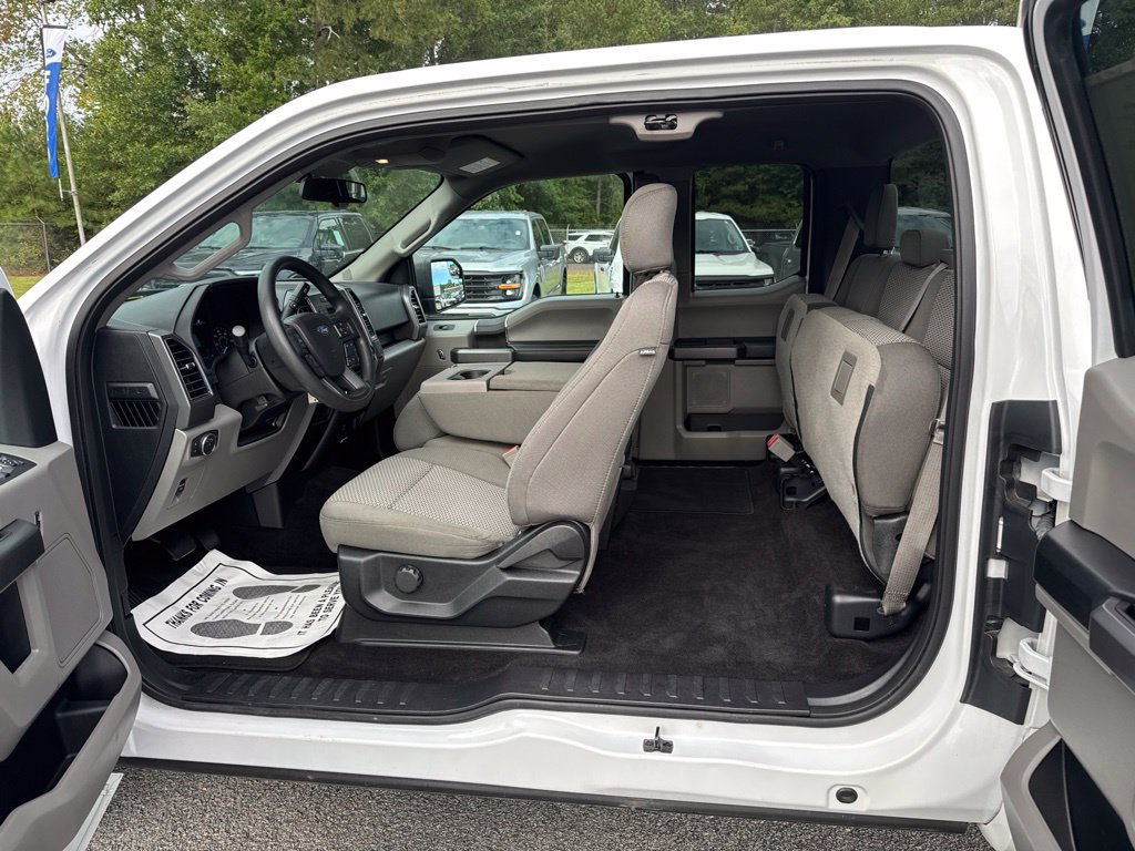 Used 2018 Ford F150 XLT AWD/4WD image 32