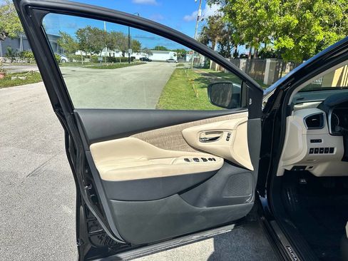 Used 2024 Nissan Murano SL image 30