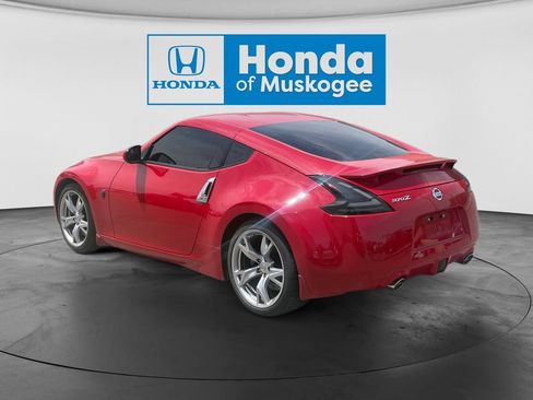 Used 2011 Nissan 370Z Coupe w/ Sport Pkg RWD image 7