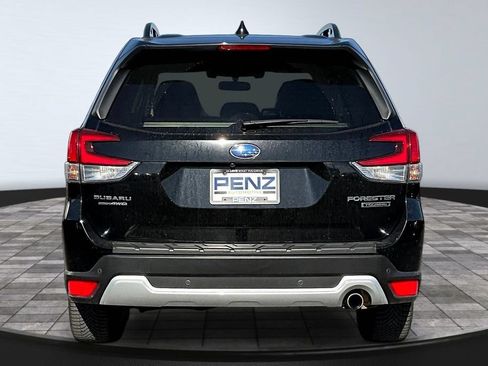 Used 2020 Subaru Forester Touring AWD/4WD image 5