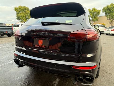 Used 2016 Porsche Cayenne GTS w/ Premium Package Plus AWD/4WD image 15