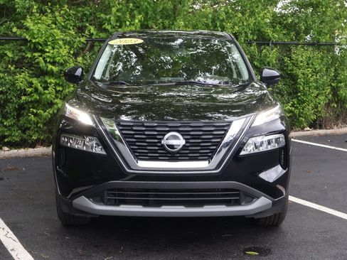 Used 2023 Nissan Rogue SV AWD/4WD image 2