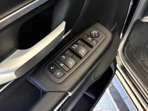 Used 2024 RAM 1500 Big Horn image 14