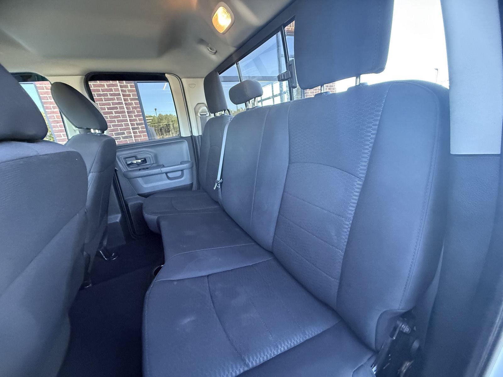Used 2019 RAM 1500 Warlock AWD/4WD image 18