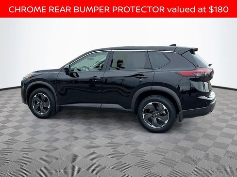 Used 2024 Nissan Rogue SV AWD/4WD image 6