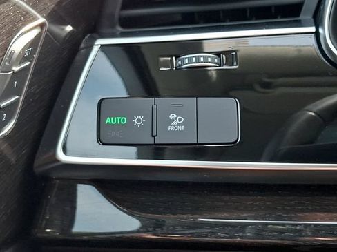 Used 2023 Audi Q7 3.0T Premium AWD/4WD image 25