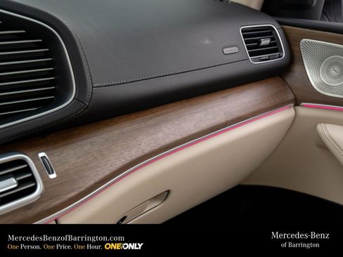 New 2026 Mercedes-Benz GLS 450 4MATIC image 36