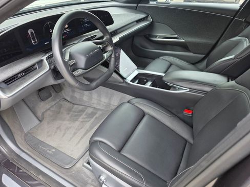 Used 2024 Lucid Air Touring AWD/4WD image 16