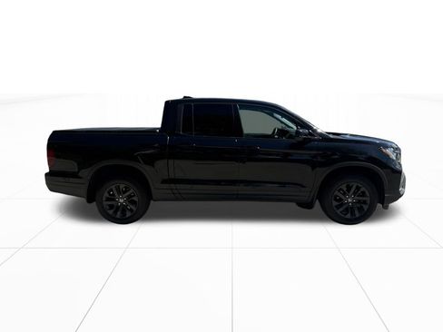Certified 2023 Honda Ridgeline Sport image 10