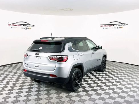 Used 2022 Jeep Compass Latitude w/ Convenience Group AWD/4WD image 8