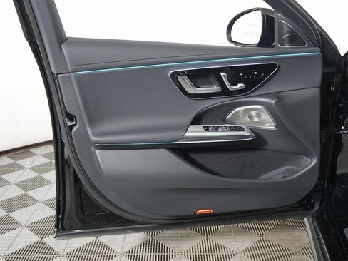 New 2026 Mercedes-Benz E 450 4MATIC Sedan image 10