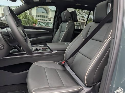 New 2026 Cadillac Escalade Sport w/ Touring Package AWD/4WD image 25