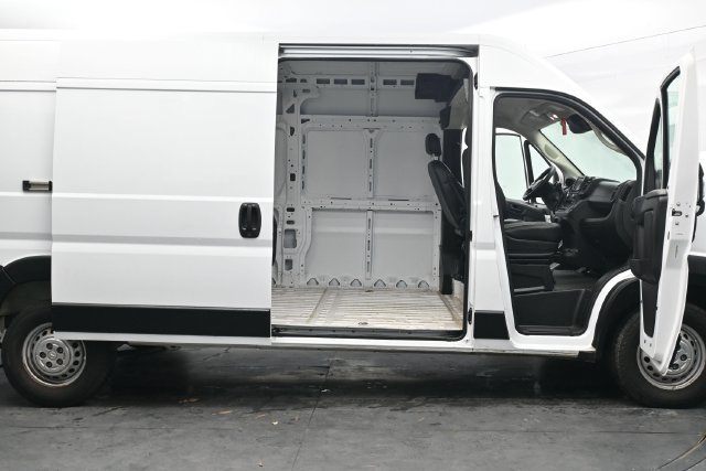 Used 2026 RAM ProMaster 2500 w/ Convenience Group FWD image 47