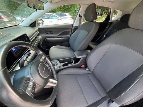 Used 2025 Hyundai Kona SEL AWD/4WD image 28