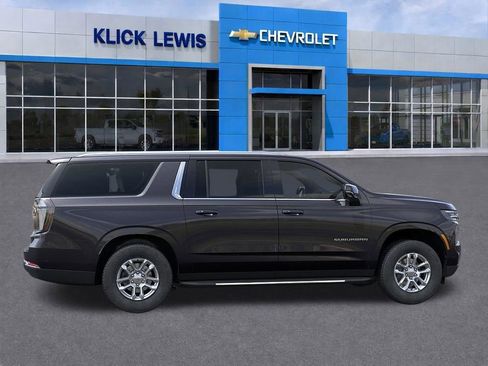 New 2026 Chevrolet Suburban LT AWD/4WD image 5