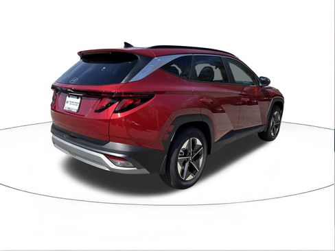 New 2026 Hyundai Tucson SEL image 3