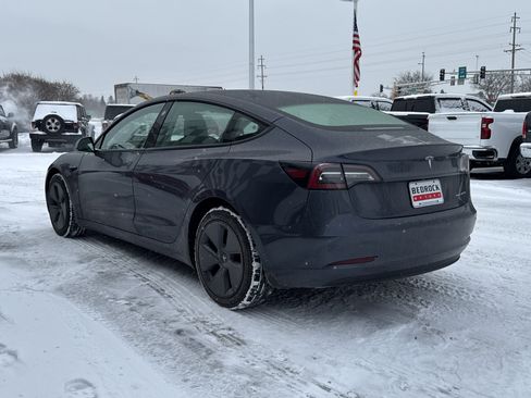 Used 2022 Tesla Model 3 Long Range image 4