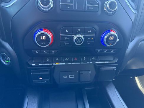 Used 2021 GMC Sierra 1500 AT4 w/ AT4 Preferred Package AWD/4WD image 20