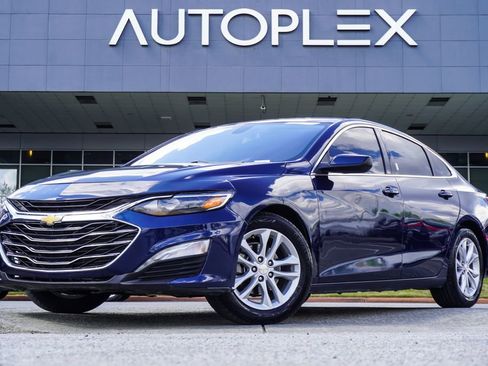 Used 2021 Chevrolet Malibu LT FWD image 1
