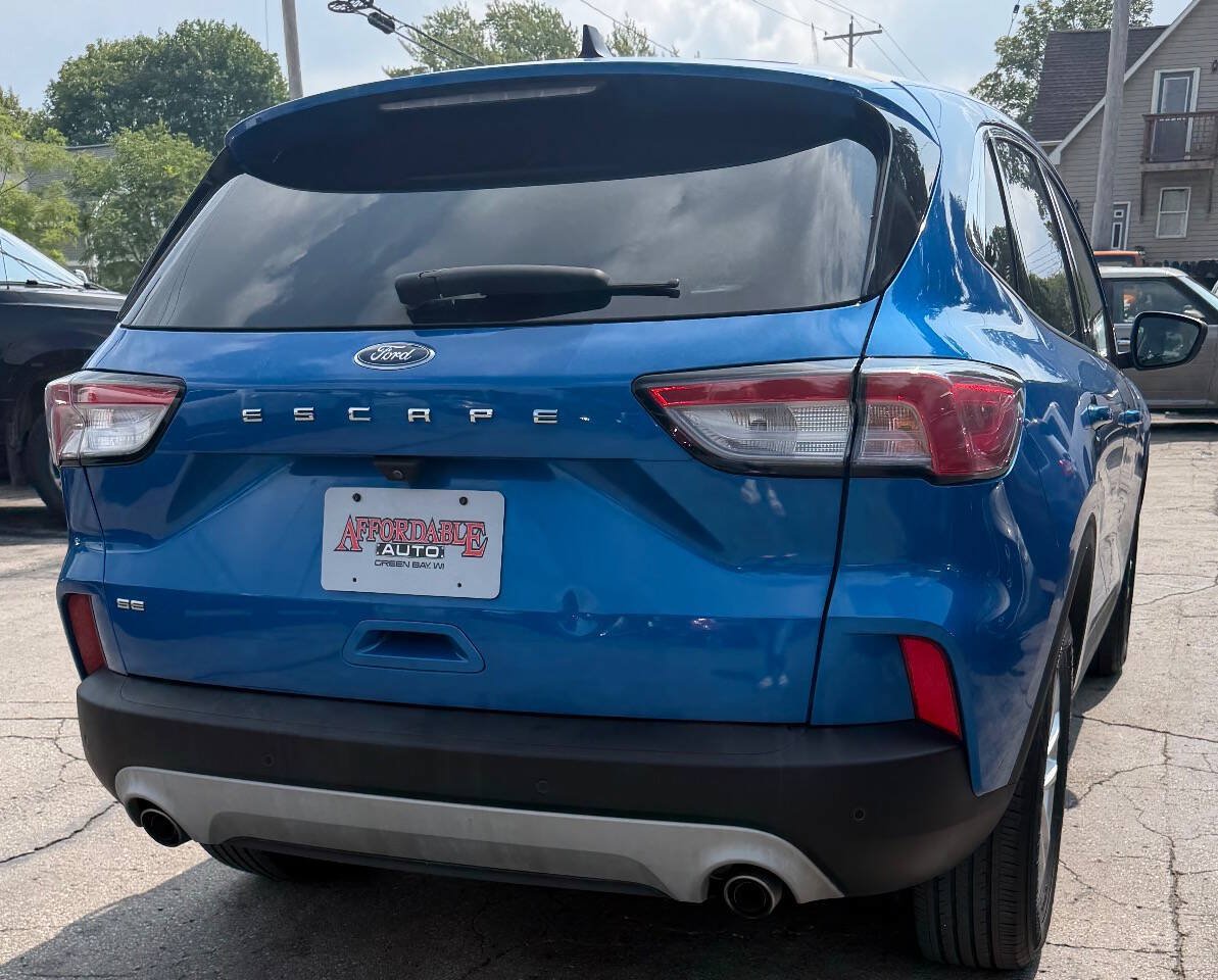 Used 2021 Ford Escape SE w/ Cold Weather Package FWD image 12