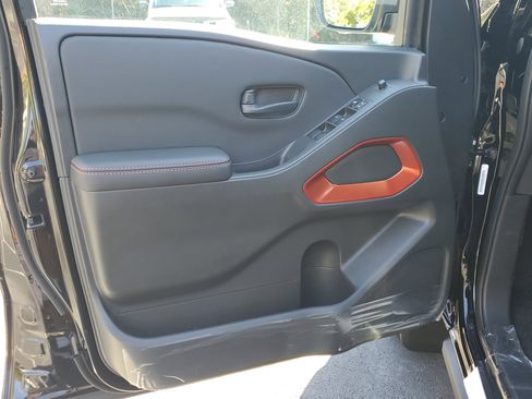 New 2026 Nissan Frontier Pro-X w/ Pro-X Convenience Package image 11