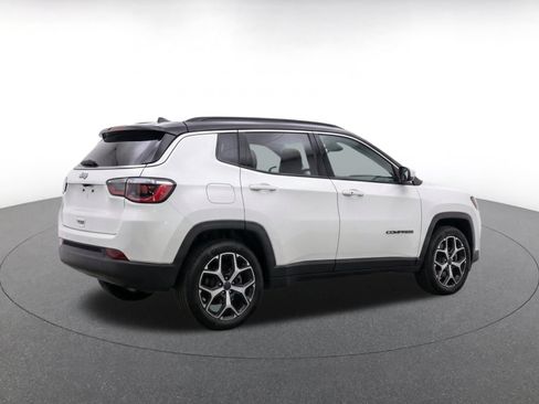 Used 2025 Jeep Compass Limited AWD/4WD image 8