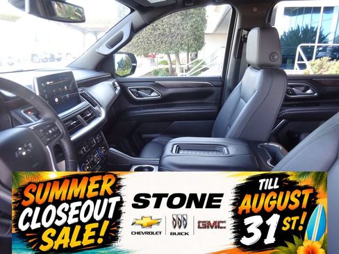 Certified 2024 Chevrolet Suburban Z71 w/ Luxury Package AWD/4WD image 12