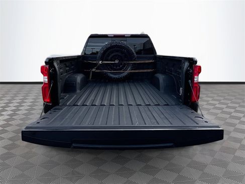 Used 2021 Chevrolet Silverado 1500 LT Trail Boss w/ Convenience Package II image 25