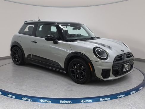 Used 2026 MINI Cooper S FWD image 4