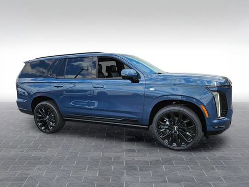 New 2026 Cadillac Escalade Platinum Sport AWD/4WD image 3