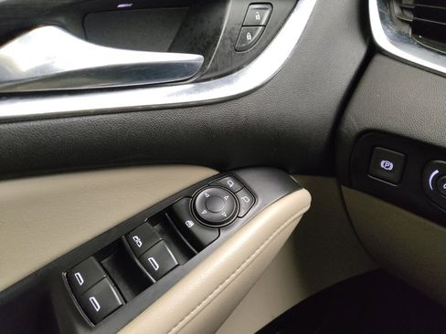 Used 2021 Buick Enclave Essence w/ Sport Touring Edition image 27