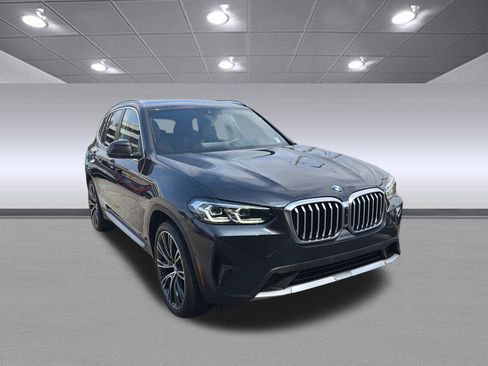 Used 2024 BMW X3 sDrive30i w/ Premium Package RWD image 5