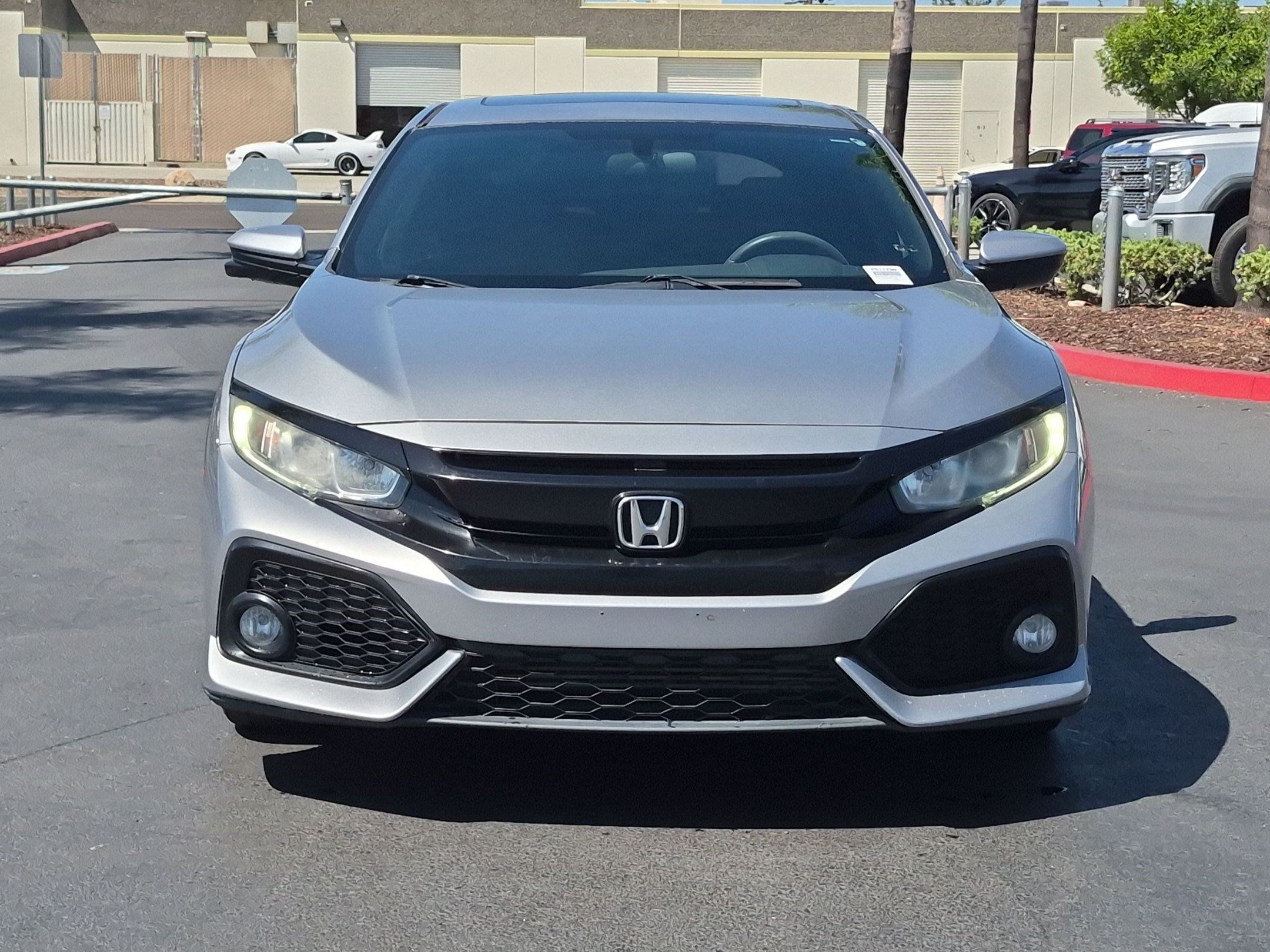 Used 2018 Honda Civic EX image 3