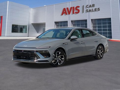 Used 2025 Hyundai Sonata SEL image 1