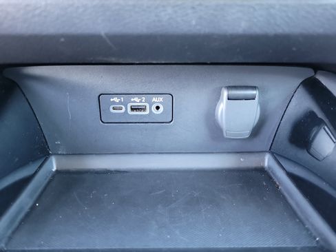 Used 2024 Nissan Altima 2.5 SV image 13