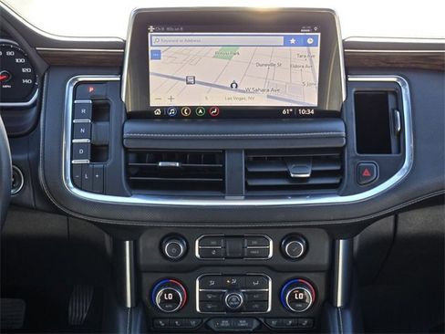 Used 2021 Chevrolet Tahoe Premier w/ Premium Package image 17