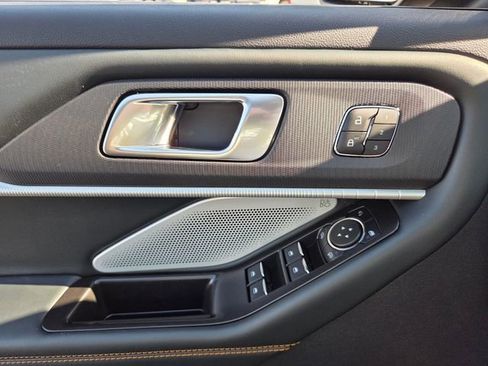 New 2026 Ford Explorer Tremor w/ Tremor Ultimate Package image 27