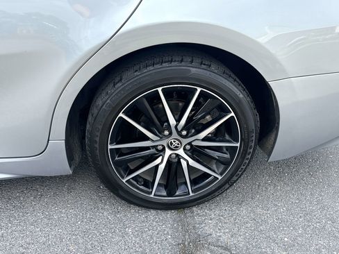 Used 2024 Toyota Camry SE FWD image 7