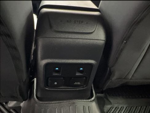 Used 2023 Ford Bronco Big Bend AWD/4WD image 34