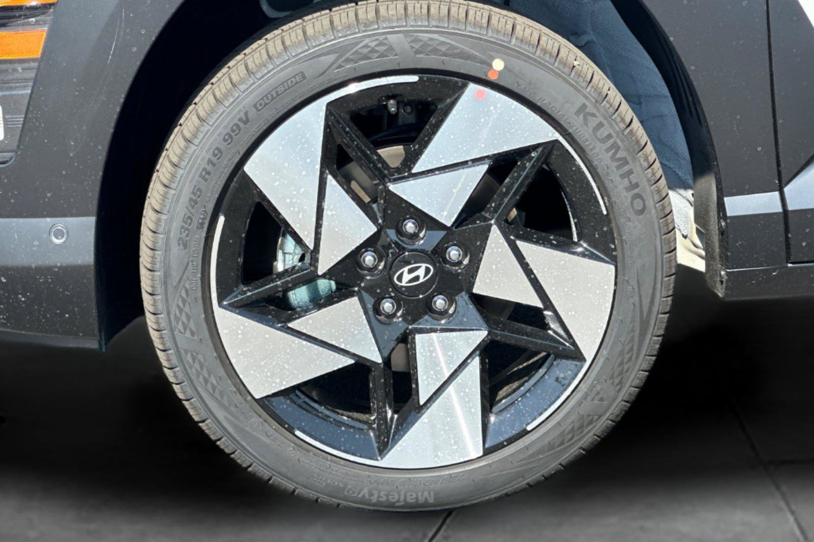 New 2027 Hyundai Kona Limited AWD/4WD image 25