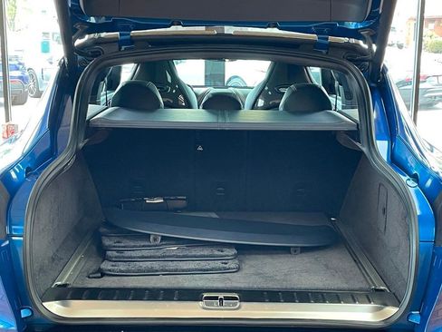 Used 2022 Aston Martin DBX AWD/4WD image 24