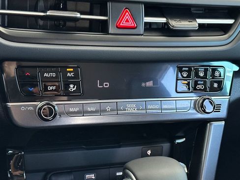 New 2026 Kia Seltos SX AWD/4WD image 21