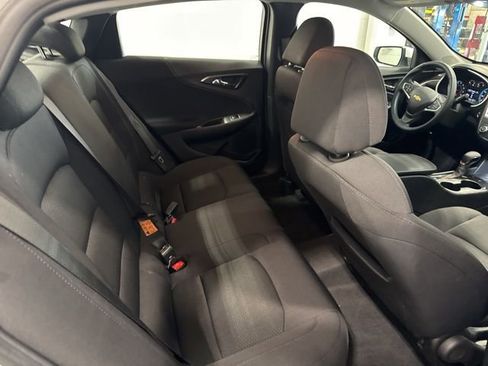 Used 2024 Chevrolet Malibu RS image 31